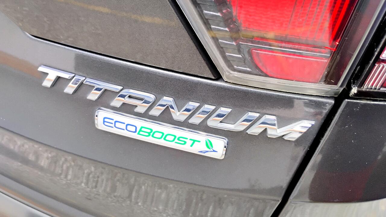 Ford Escape Titanium FWD 2017 Ford Escape Titanium FWD 2017