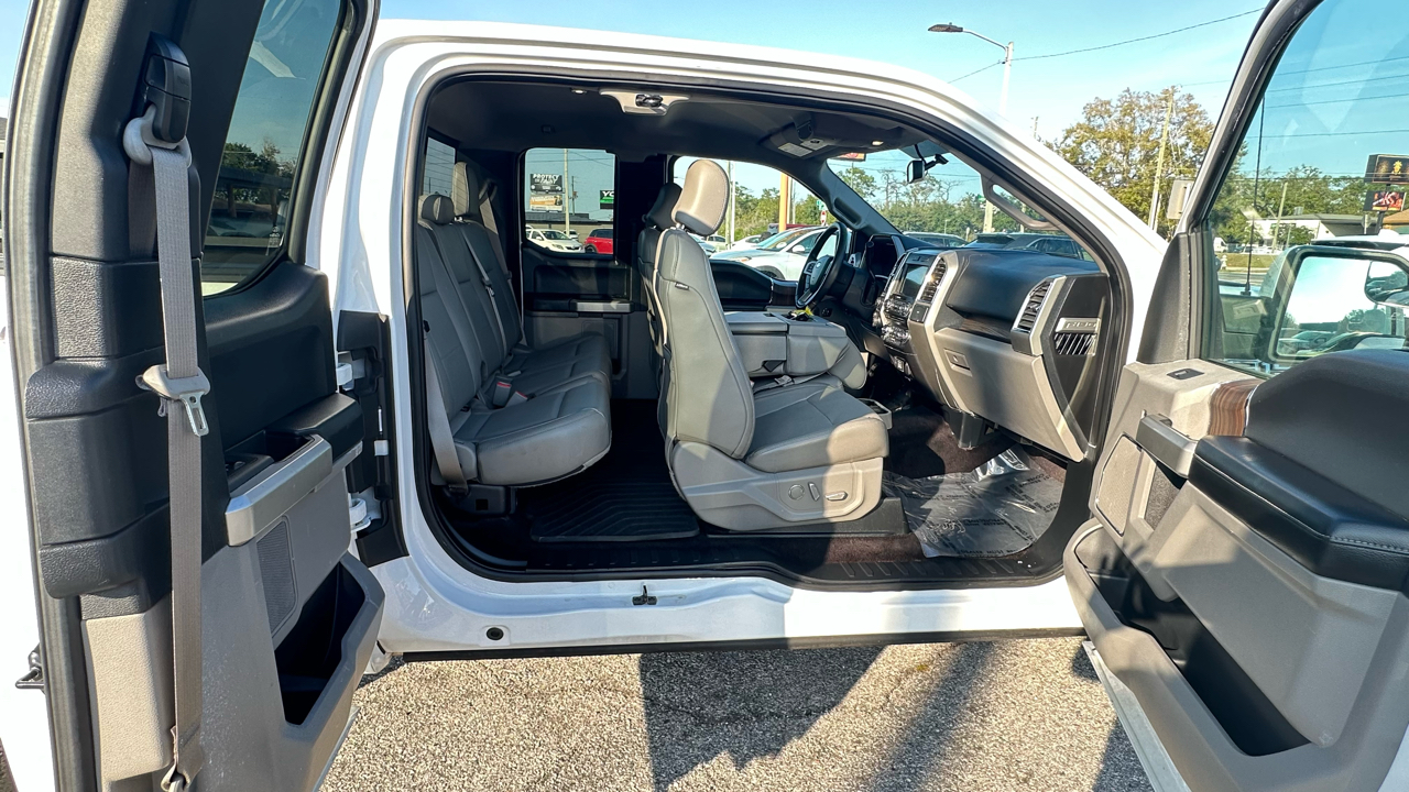 Ford F-150 Lariat SuperCab 8-ft. 2WD 2016