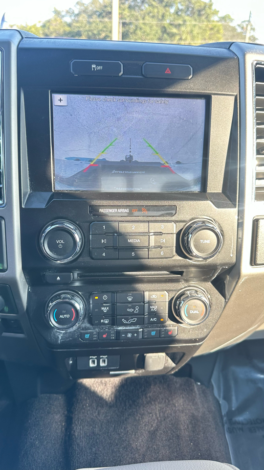 Ford F-150 Lariat SuperCab 8-ft. 2WD 2016