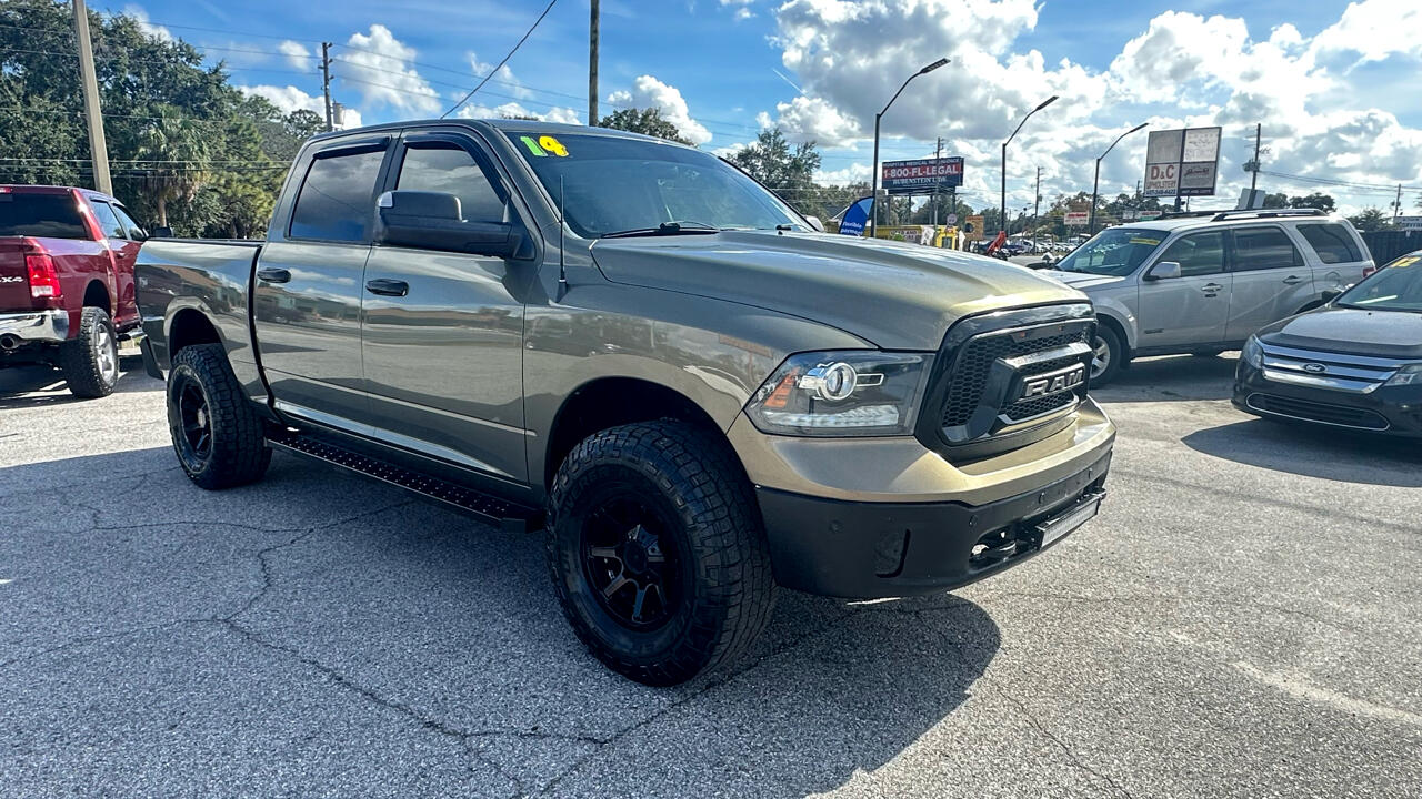 RAM 1500 SLT Crew Cab SWB 4WD 2014