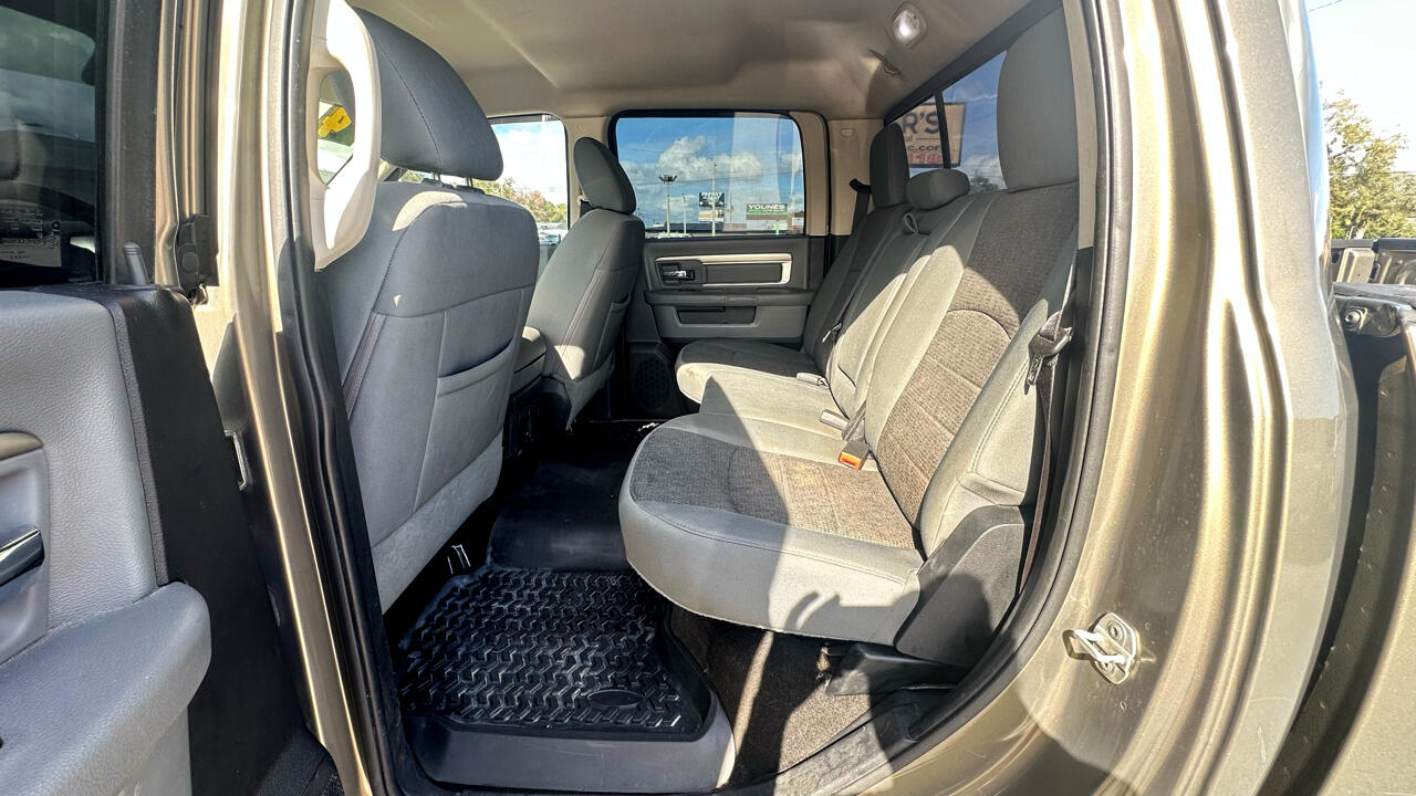 RAM 1500 SLT Crew Cab SWB 4WD 2014