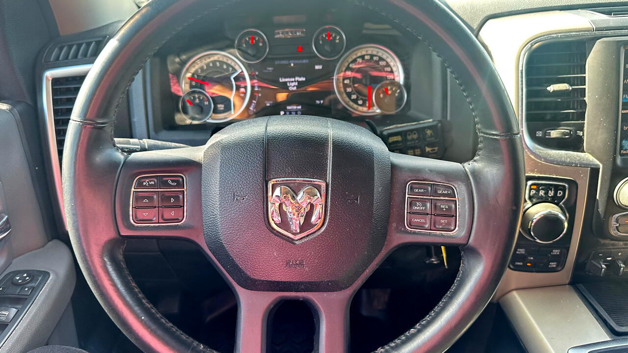 RAM 1500 SLT Crew Cab SWB 4WD 2014