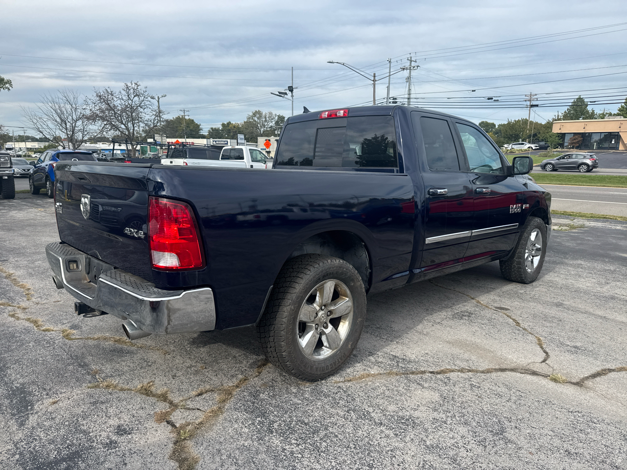 RAM 1500 4WD Quad Cab 140.5" Big Horn 2015 RAM 1500 4WD Quad Cab 140.5" Big Horn 2015