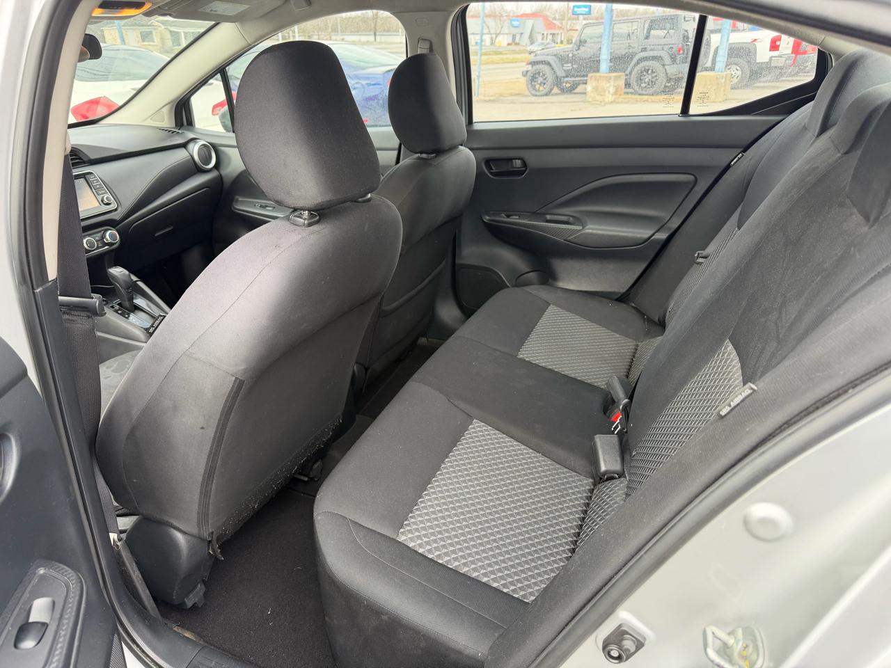 Nissan Versa S CVT 2021