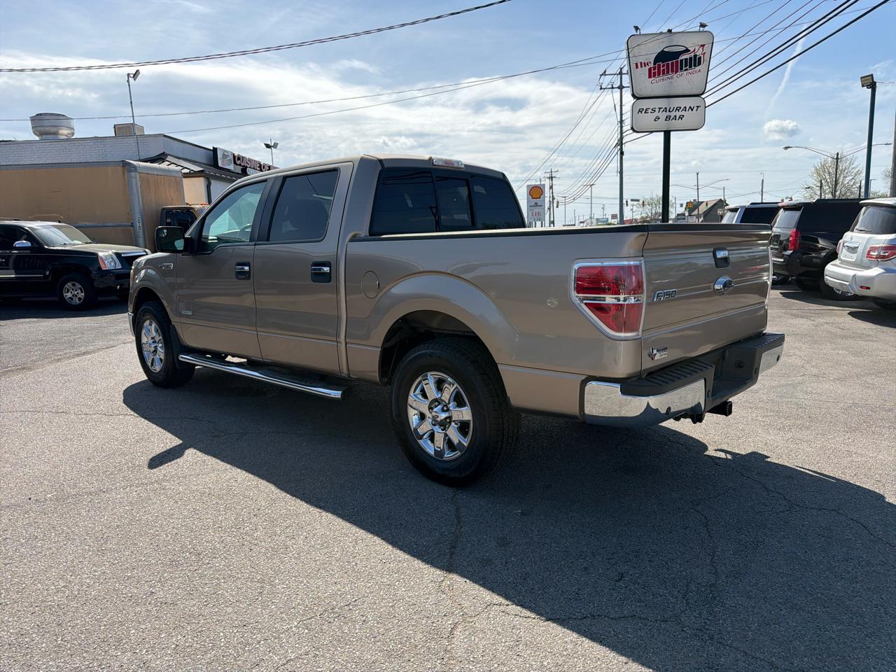 Ford F-150 2WD SuperCrew 145" XLT 2013