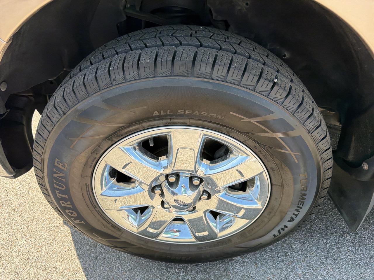 Ford F-150 2WD SuperCrew 145" XLT 2013