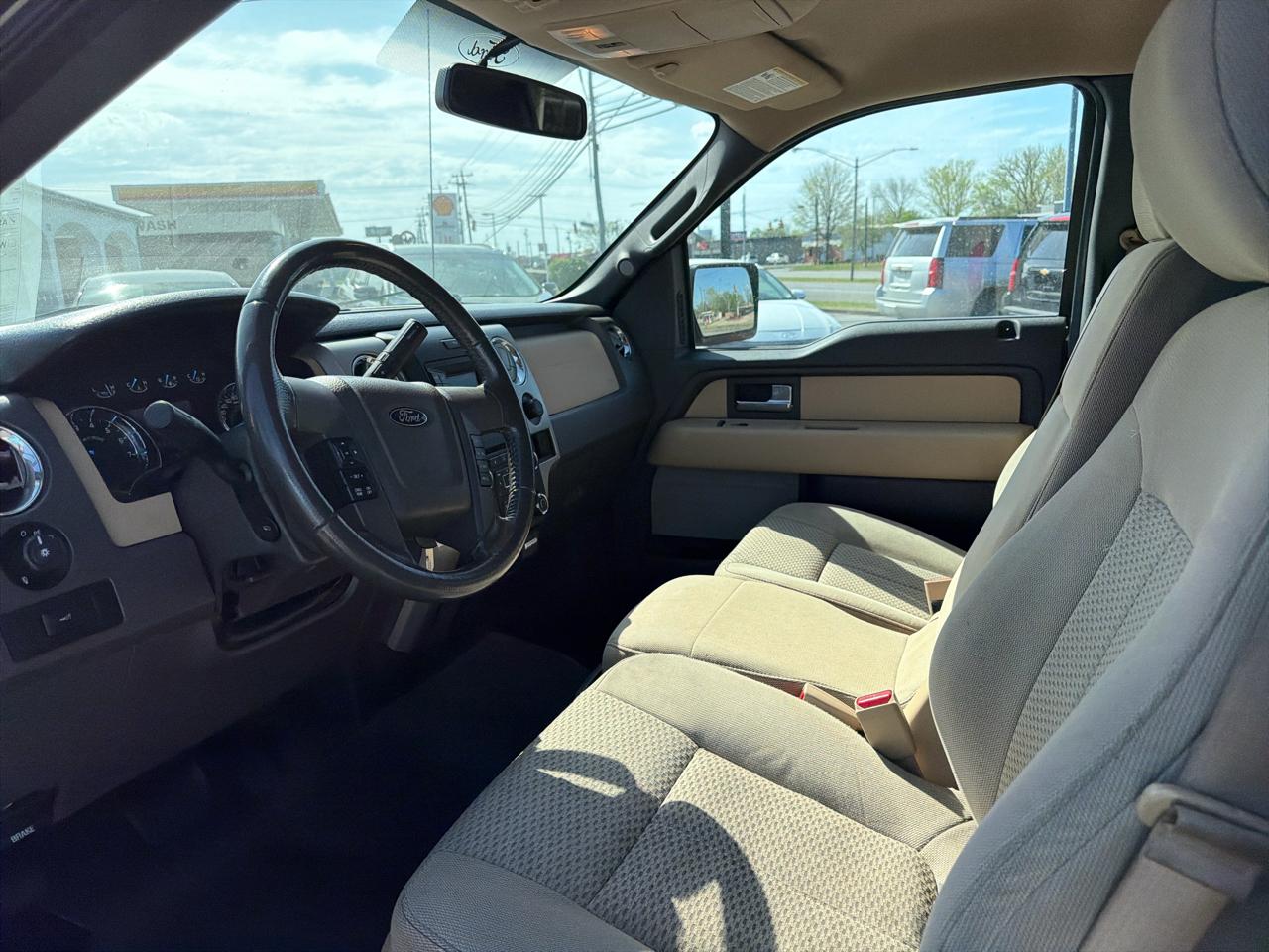 Ford F-150 2WD SuperCrew 145" XLT 2013