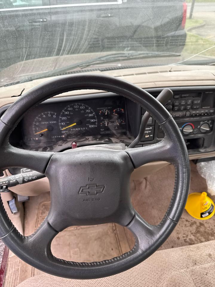 Chevrolet C/K 1500 Ext Cab 141.5" WB 1998