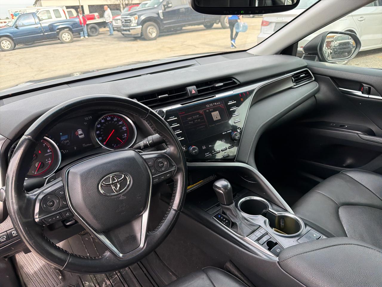 Toyota Camry XSE Auto (Natl) 2020