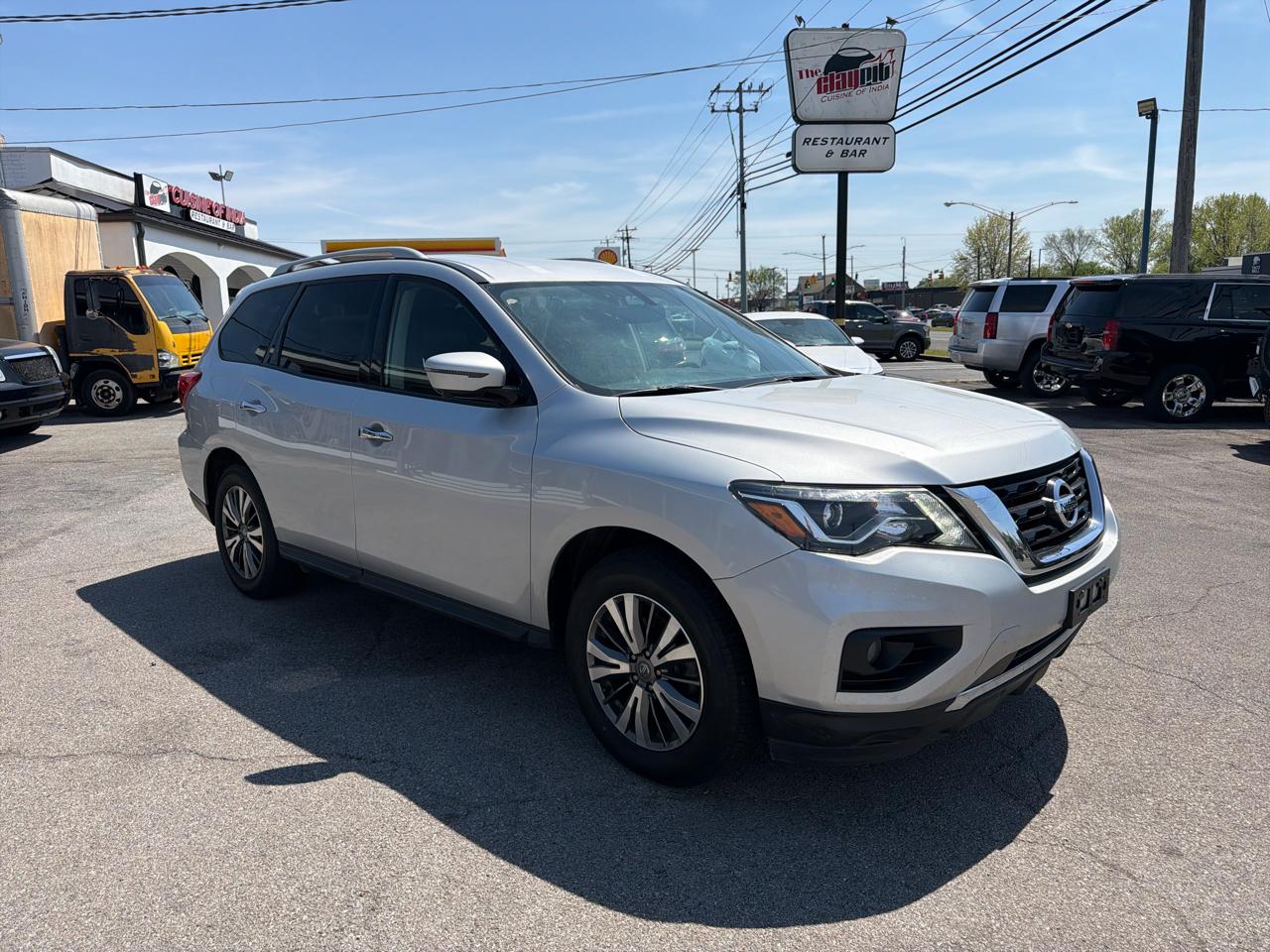 Nissan Pathfinder 4x4 SL 2020