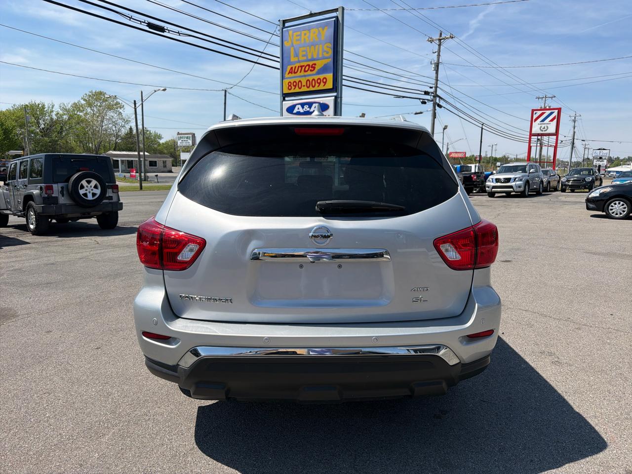 Nissan Pathfinder 4x4 SL 2020