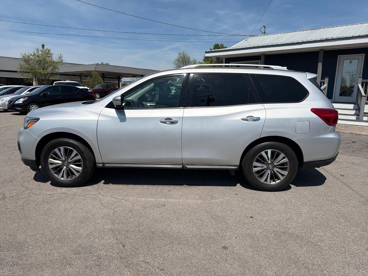 Nissan Pathfinder 4x4 SL 2020