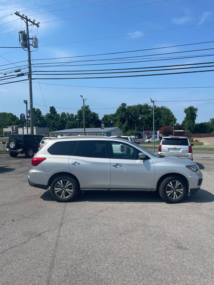 Nissan Pathfinder 4x4 SL 2020