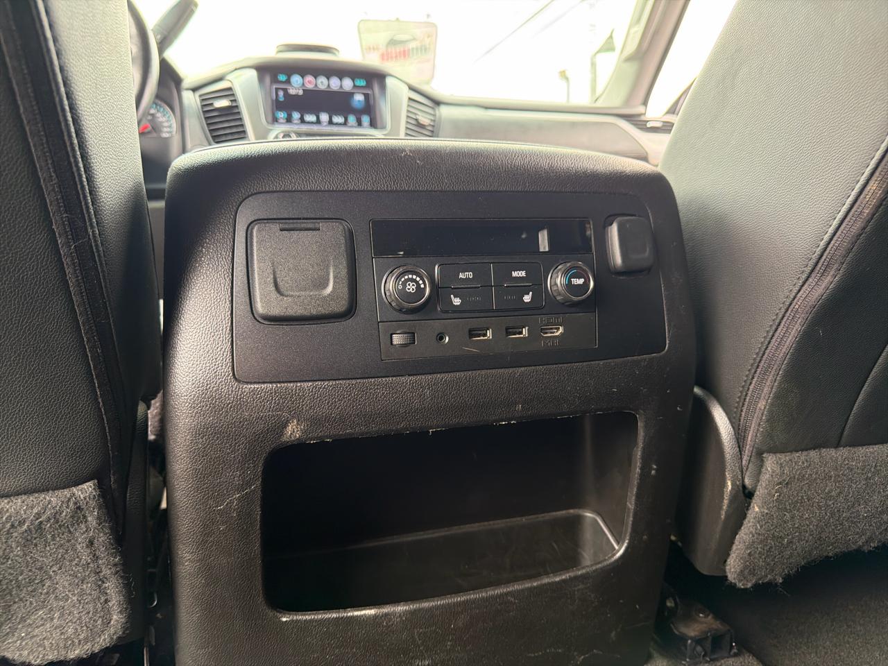 Chevrolet Tahoe 4WD 4dr LT 2017