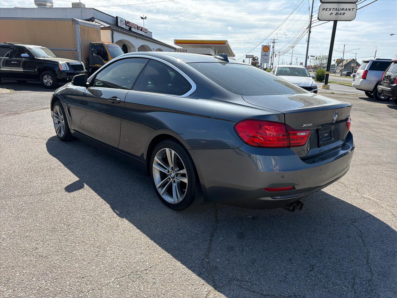 View vehicle photo 5