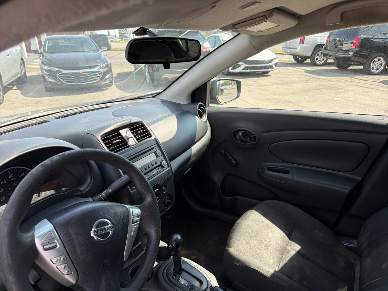 Nissan Versa Sedan S Plus CVT 2017