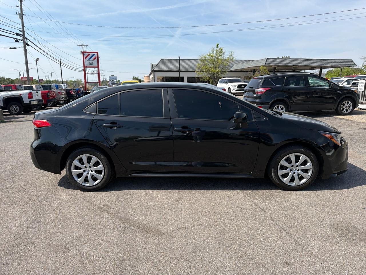 Toyota Corolla LE CVT (Natl) 2023