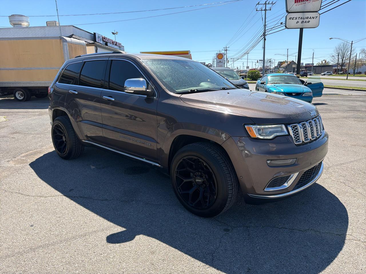 2018 Jeep Grand Cherokee Summit 4x2