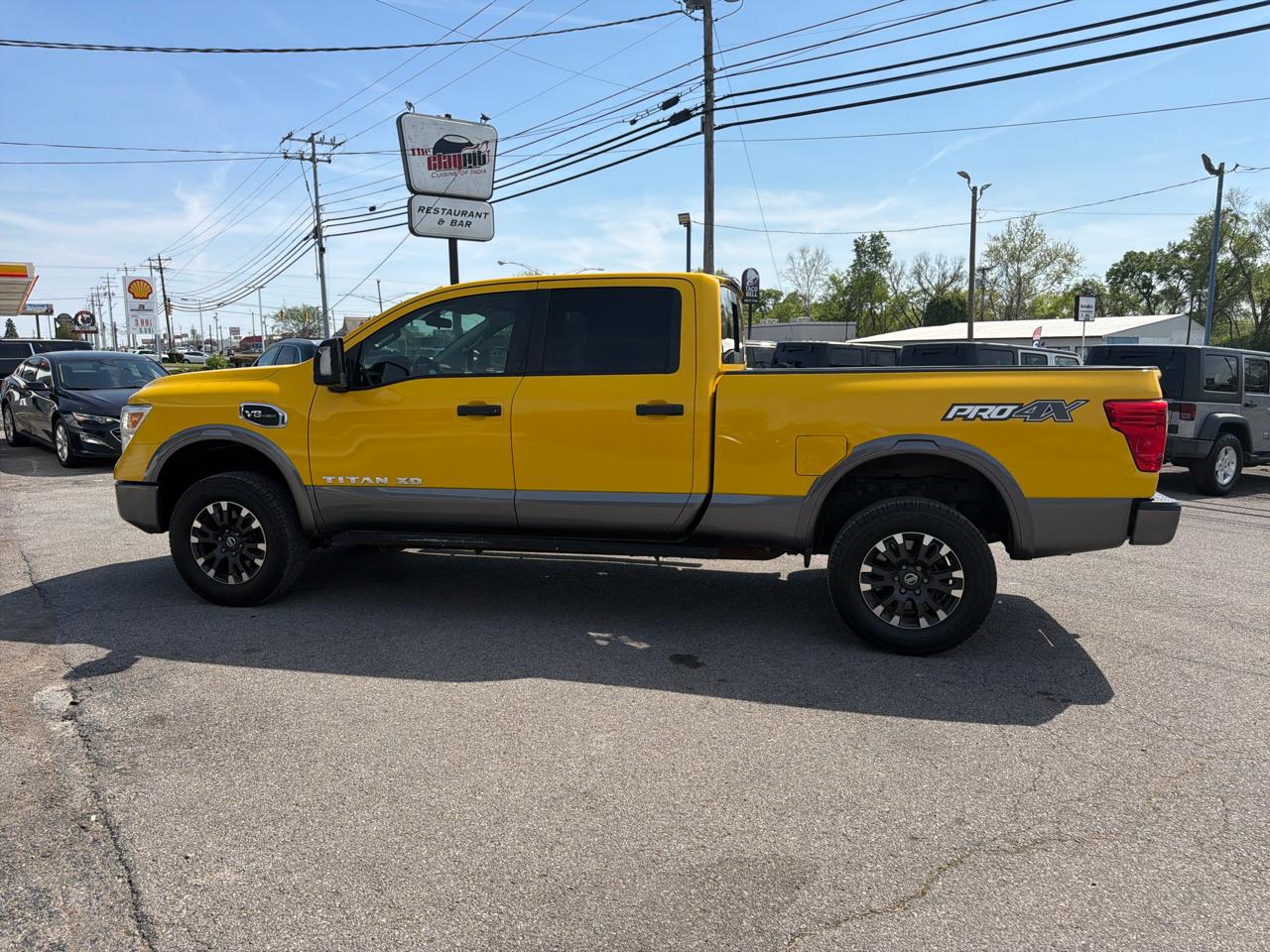 Nissan Titan XD 4x4 Gas Crew Cab PRO-4X 2018