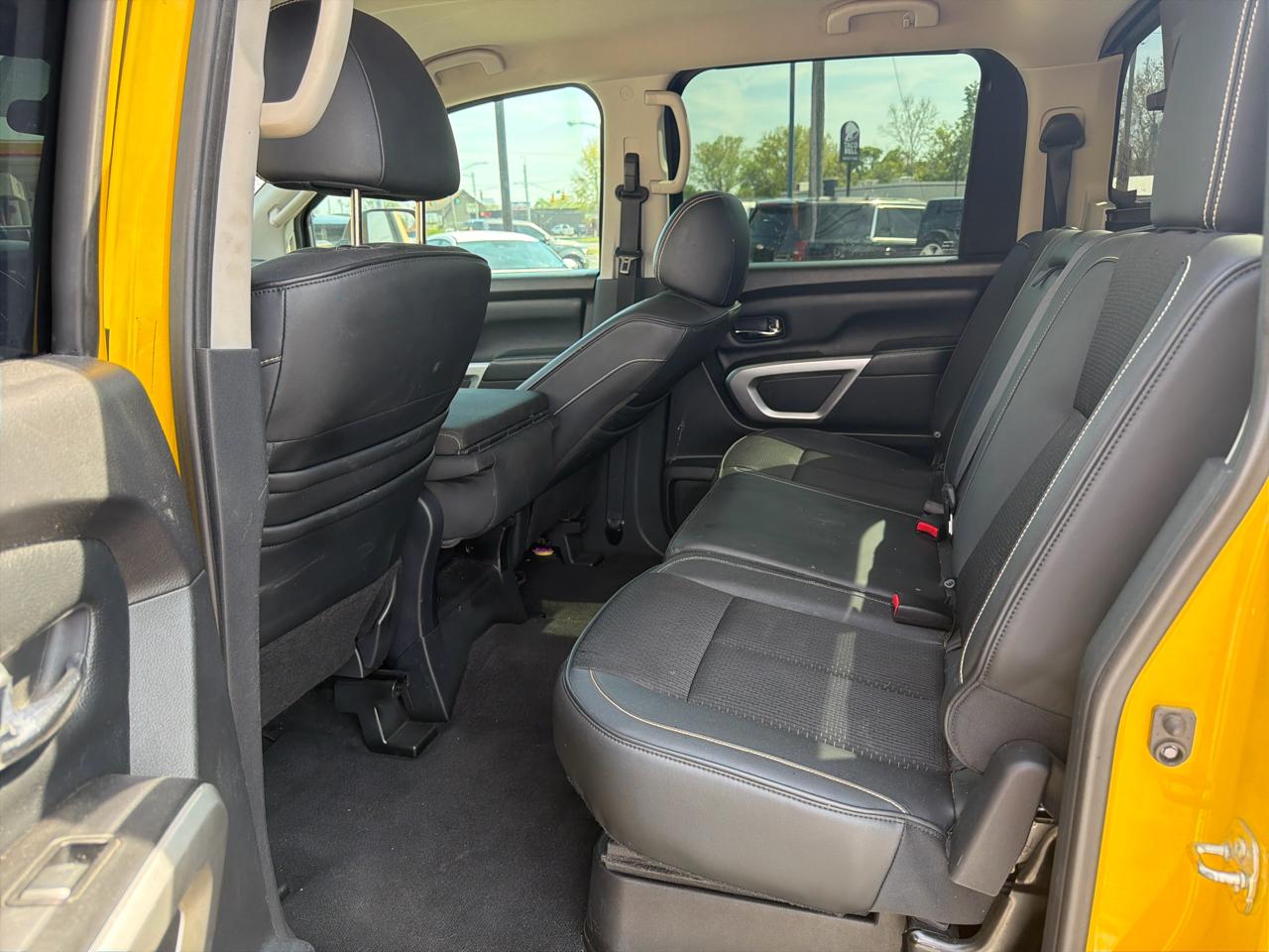 Nissan Titan XD 4x4 Gas Crew Cab PRO-4X 2018