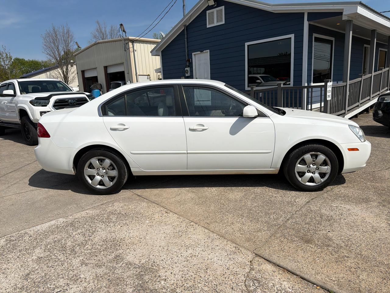 Kia Optima 4dr Sdn I4 Auto LX 2008