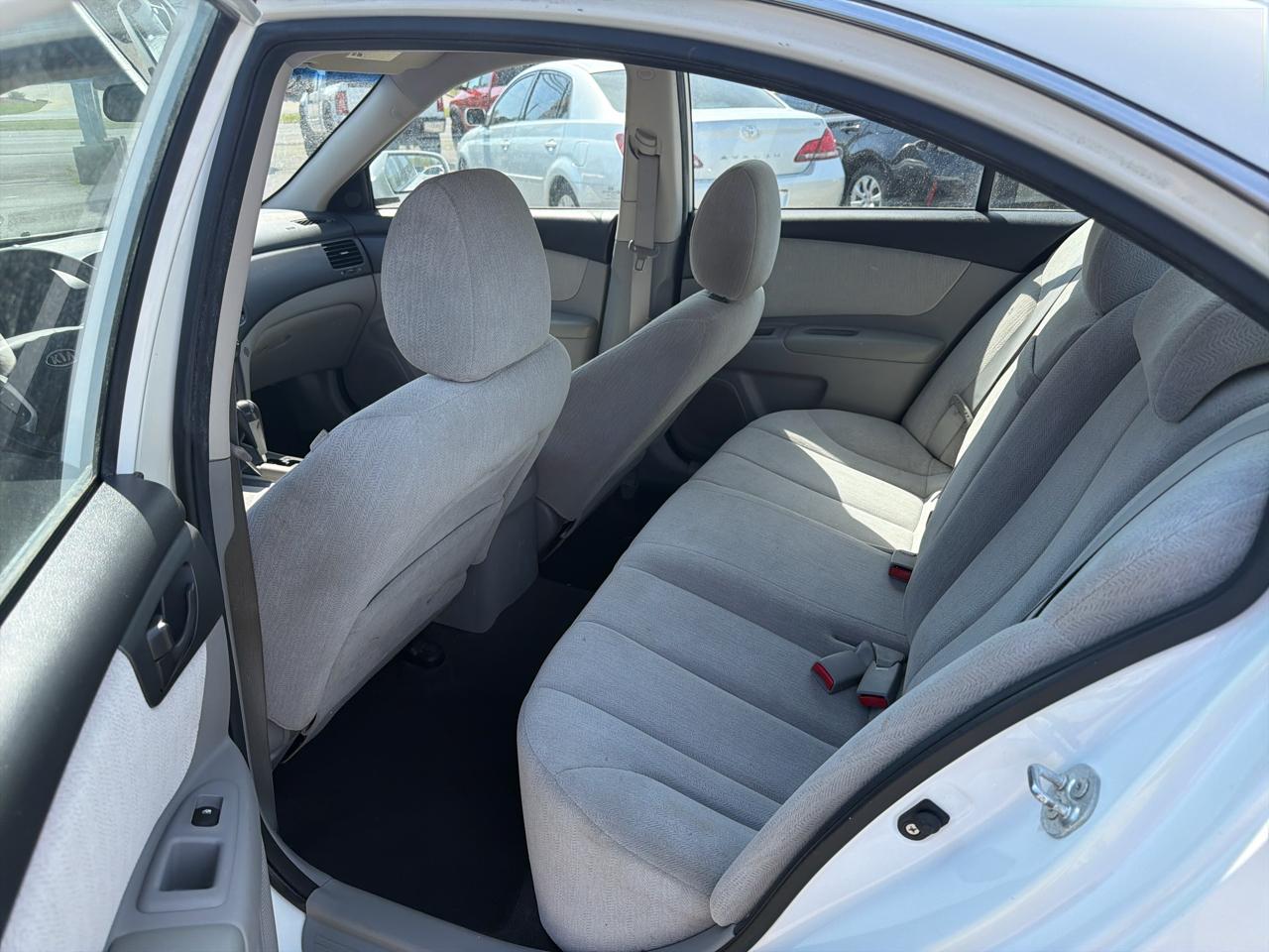 Kia Optima 4dr Sdn I4 Auto LX 2008