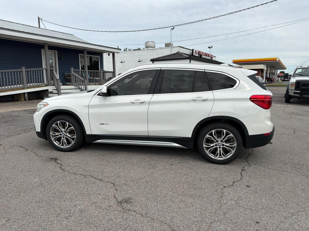 BMW X1 xDrive28i Sports Activity Vehicle Brazil 2017