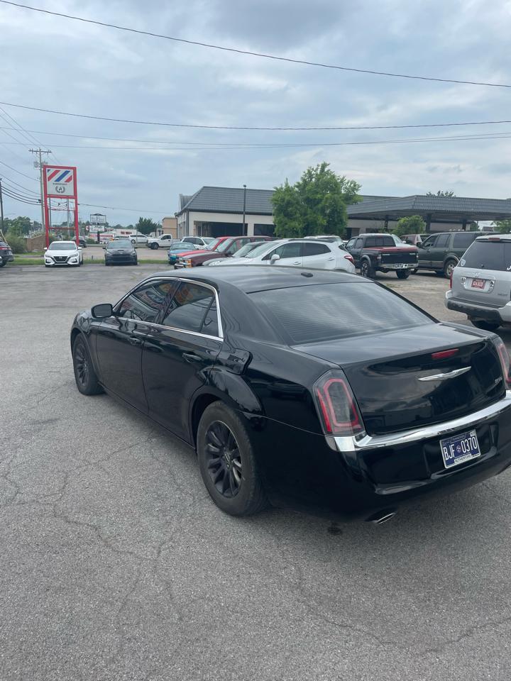 Chrysler 300  2013