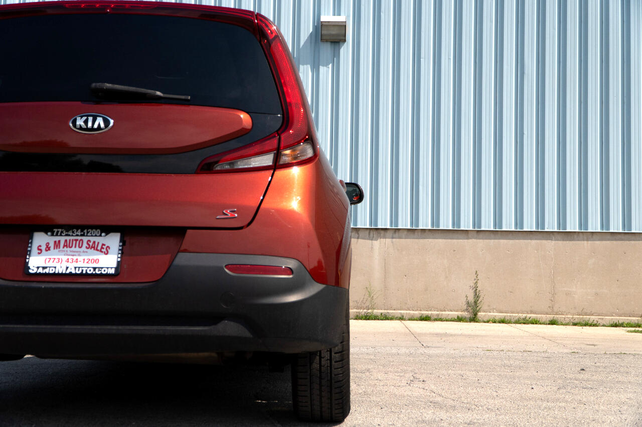 2021 Kia Soul S photo 13