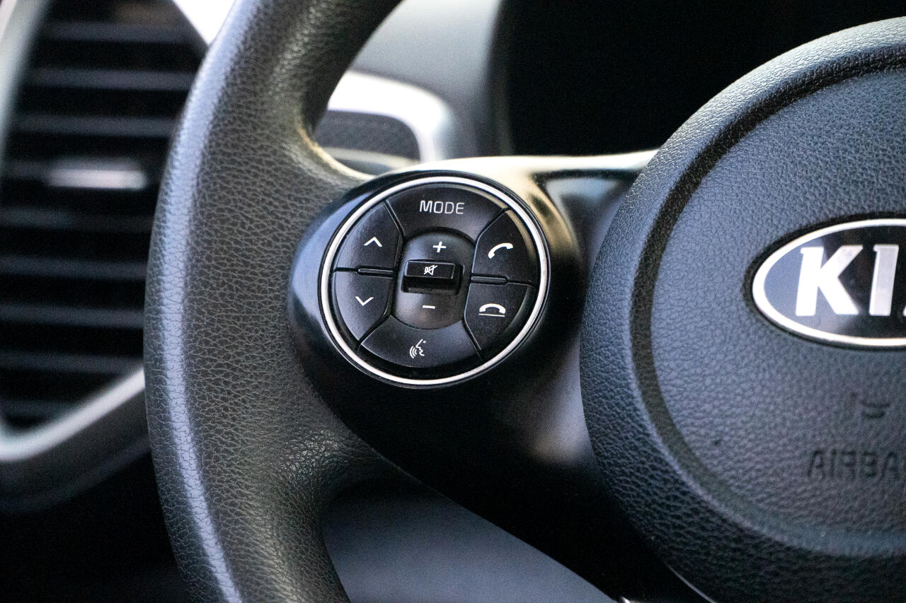 2021 Kia Soul S photo 29
