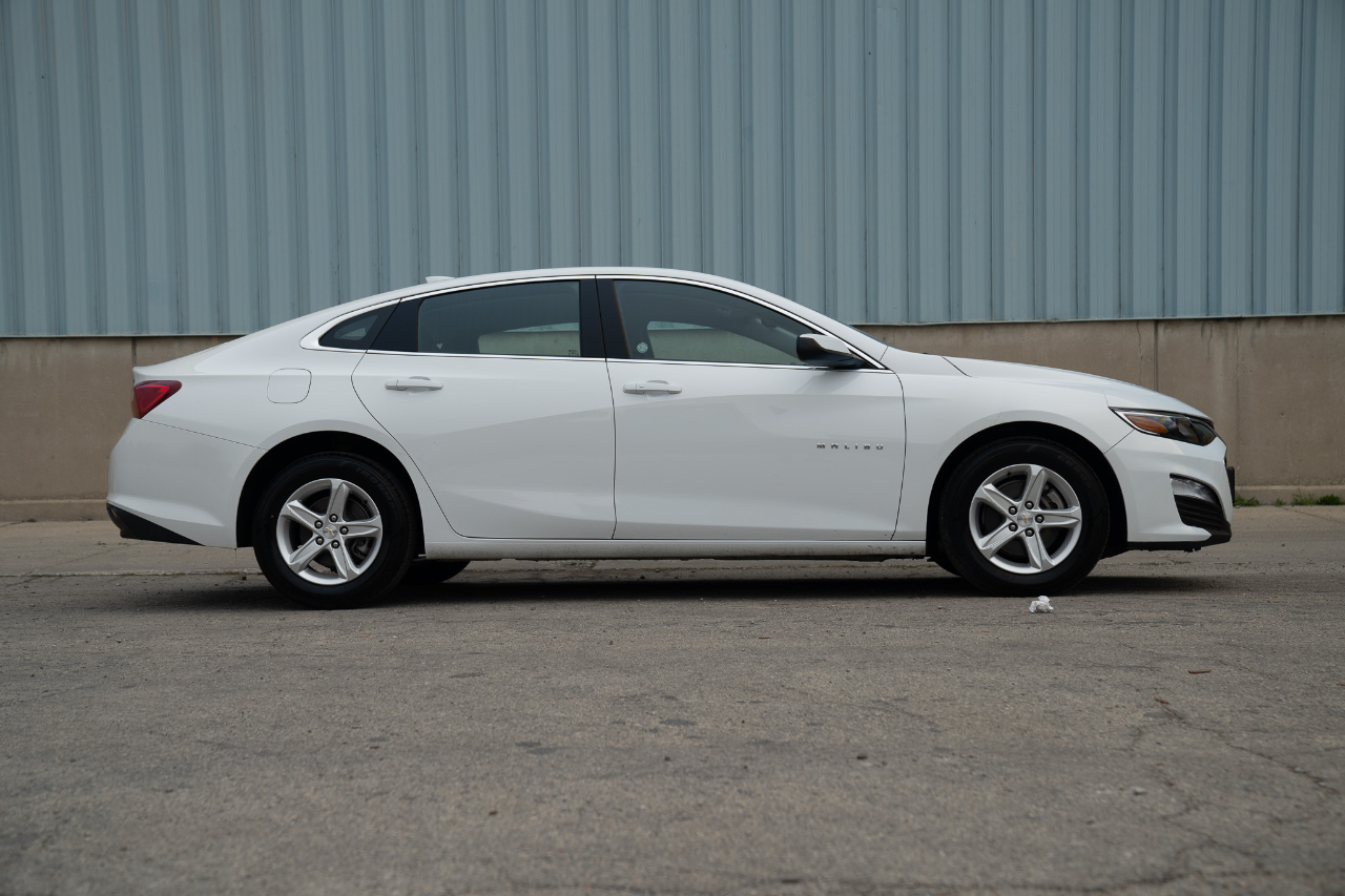 2023 Chevrolet Malibu 1LT photo 10