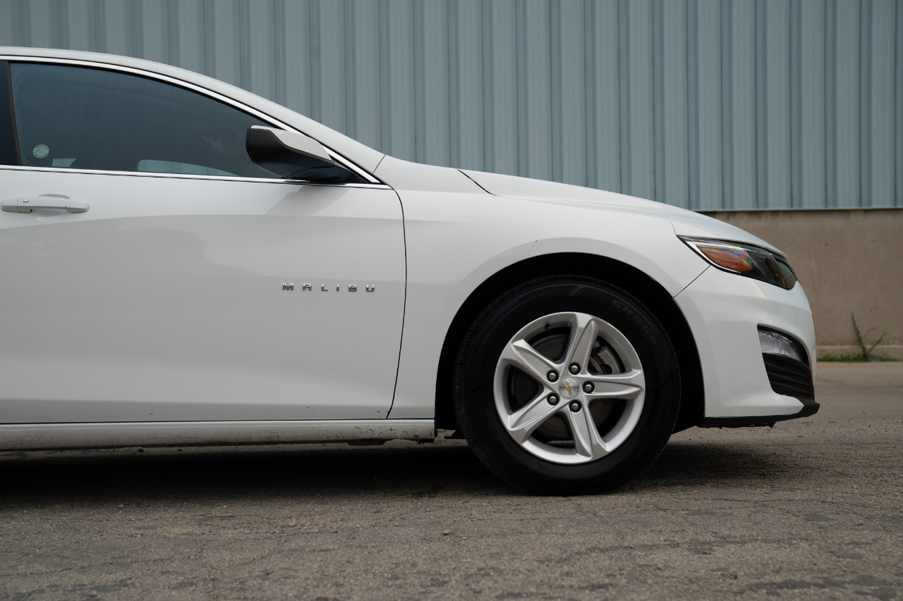 2023 Chevrolet Malibu 1LT photo 11