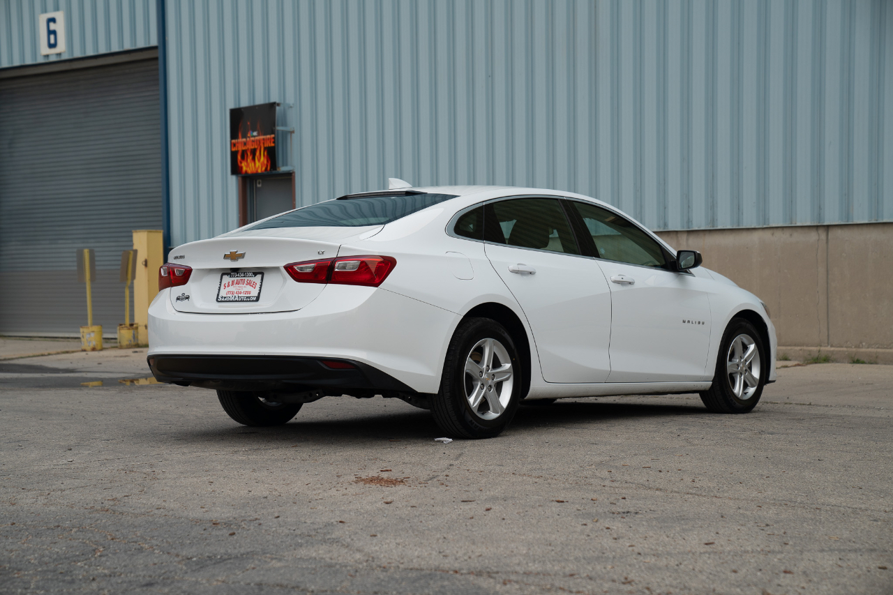 2023 Chevrolet Malibu 1LT photo 14