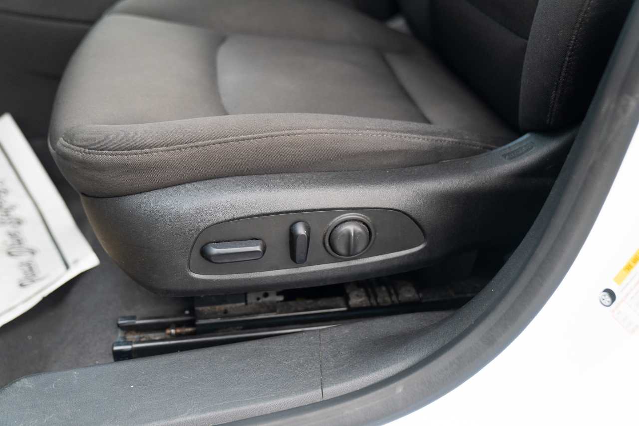 2023 Chevrolet Malibu 1LT photo 17