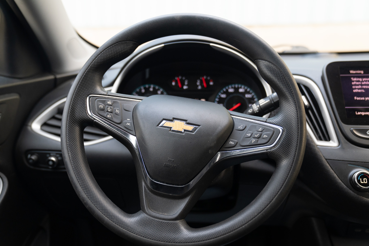 2023 Chevrolet Malibu 1LT photo 23