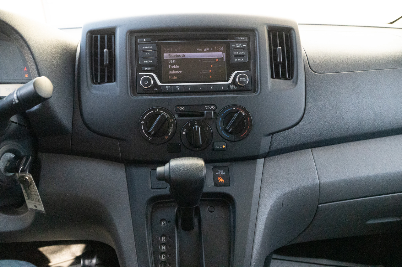 2019 Nissan NV200 S photo 25