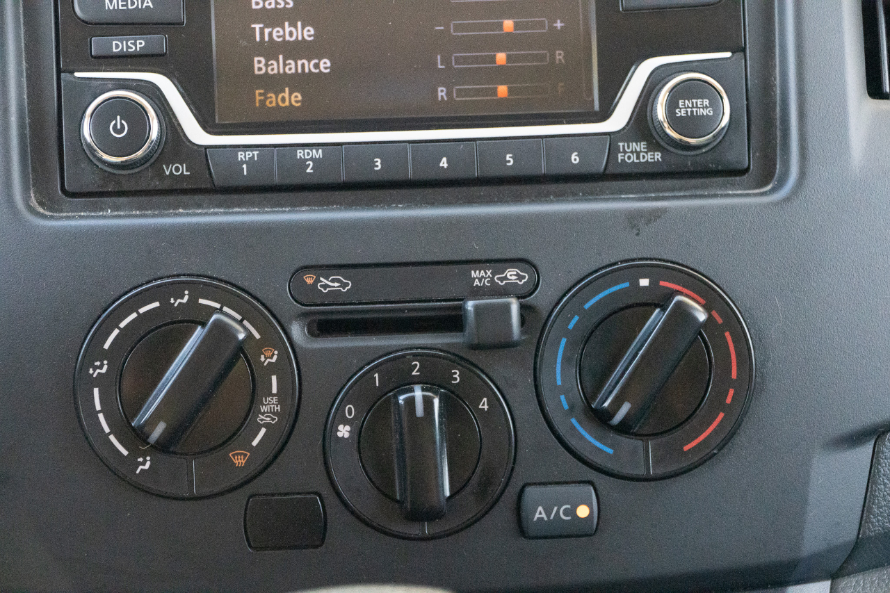 2019 Nissan NV200 S photo 27