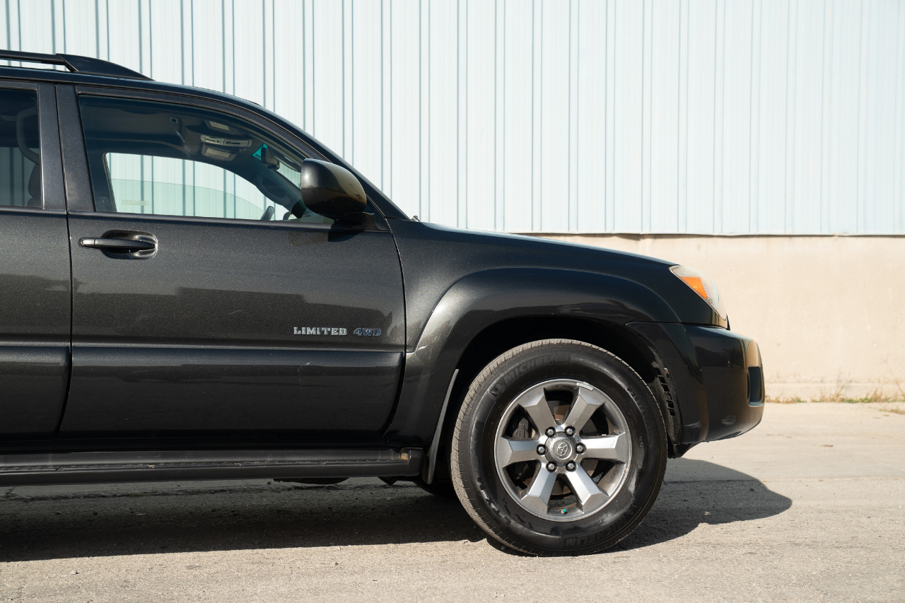 Toyota 4Runner 4WD 4dr V8 Limited (Natl) 2007