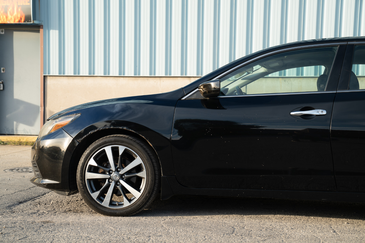 Nissan Altima 4dr Sdn I4 2.5 SR 2016