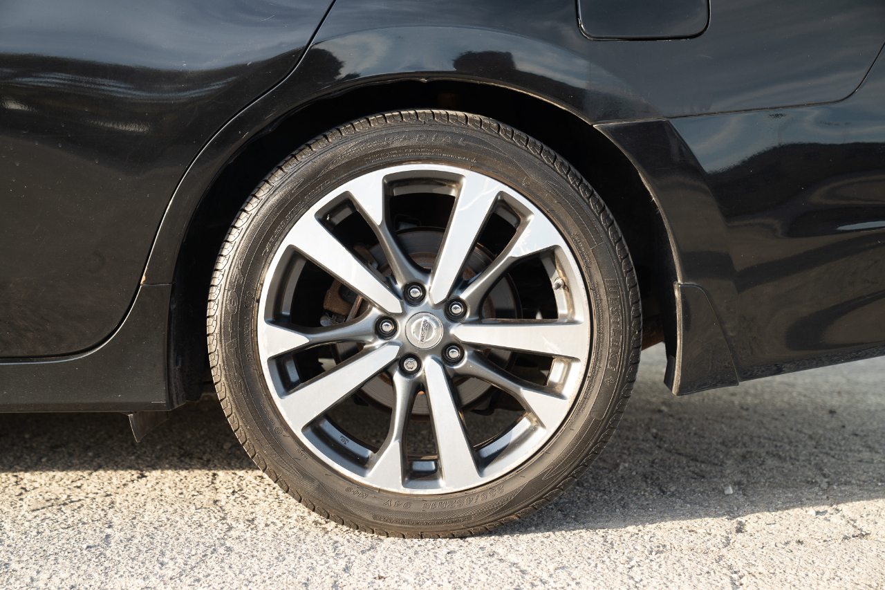 Nissan Altima 4dr Sdn I4 2.5 SR 2016