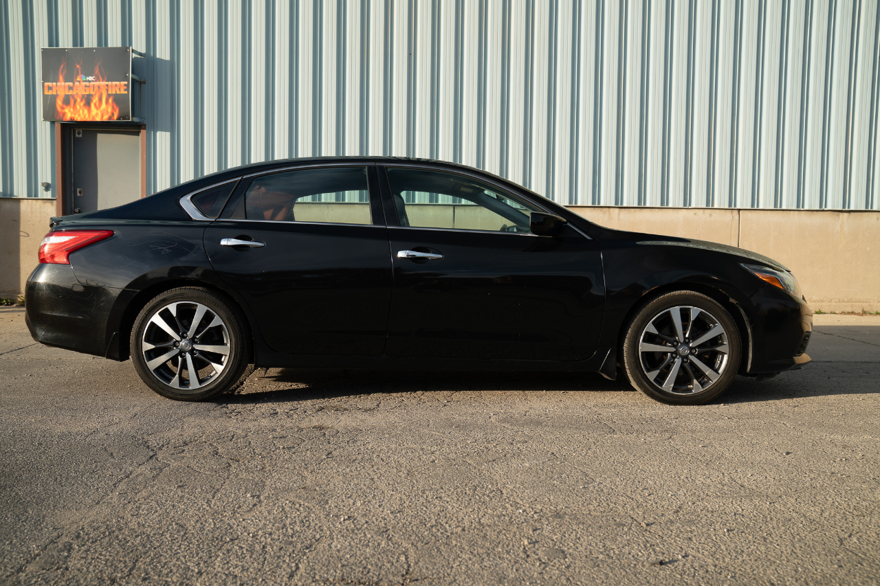 Nissan Altima 4dr Sdn I4 2.5 SR 2016