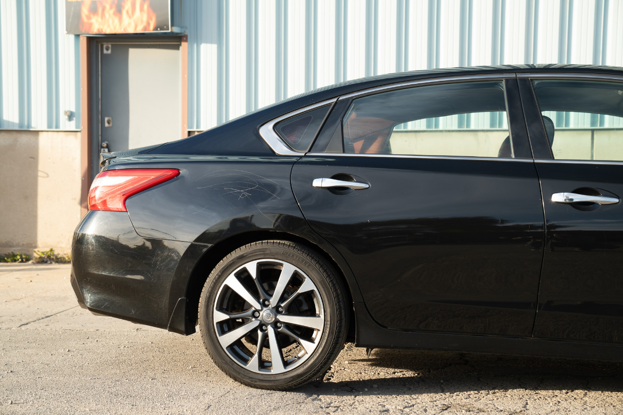 Nissan Altima 4dr Sdn I4 2.5 SR 2016