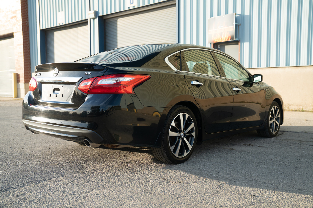 Nissan Altima 4dr Sdn I4 2.5 SR 2016