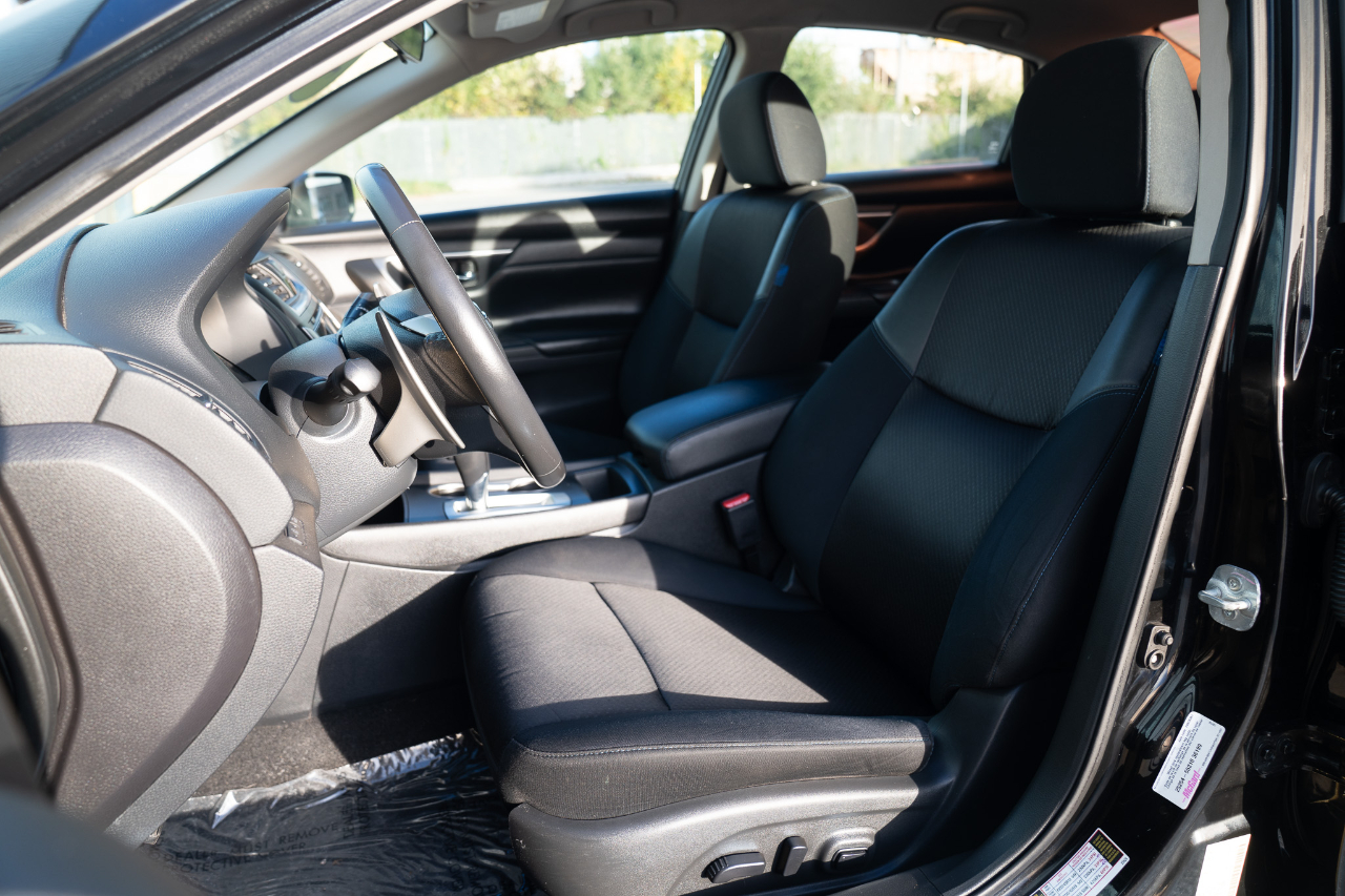 Nissan Altima 4dr Sdn I4 2.5 SR 2016