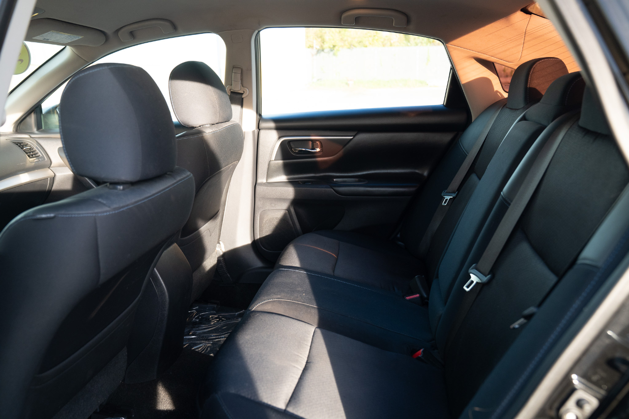 Nissan Altima 4dr Sdn I4 2.5 SR 2016