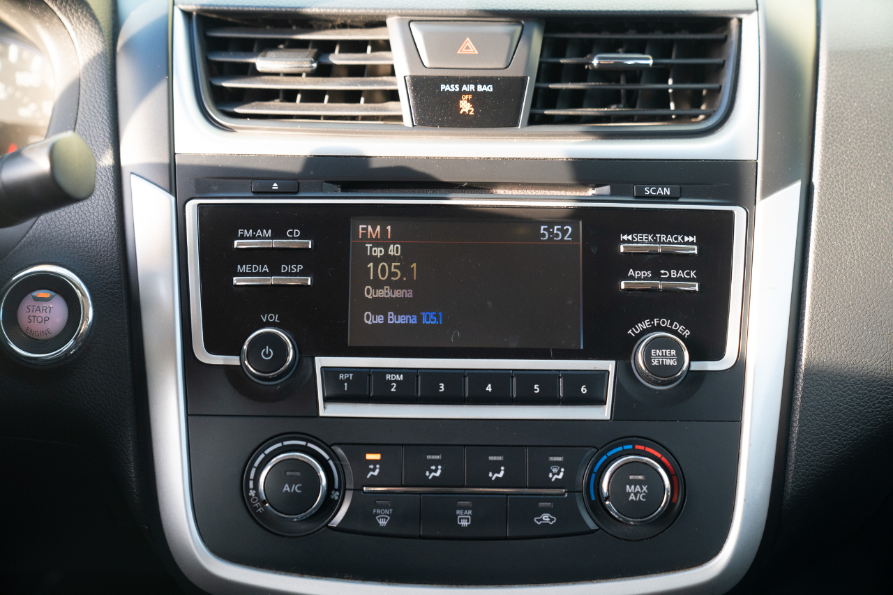 Nissan Altima 4dr Sdn I4 2.5 SR 2016