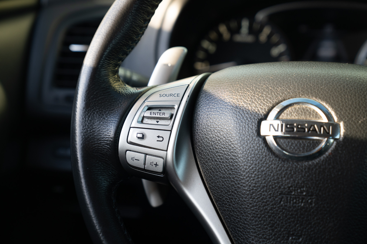 Nissan Altima 4dr Sdn I4 2.5 SR 2016