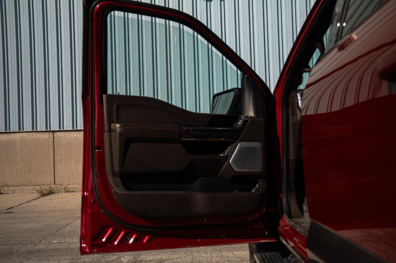 Ford F-150 photo 17