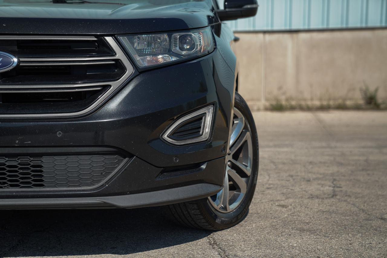 Ford Edge photo 2