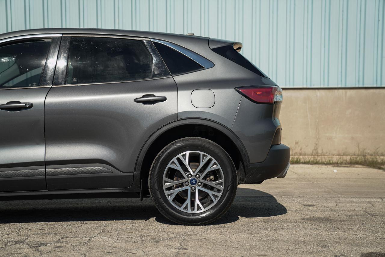 Ford Escape photo 11